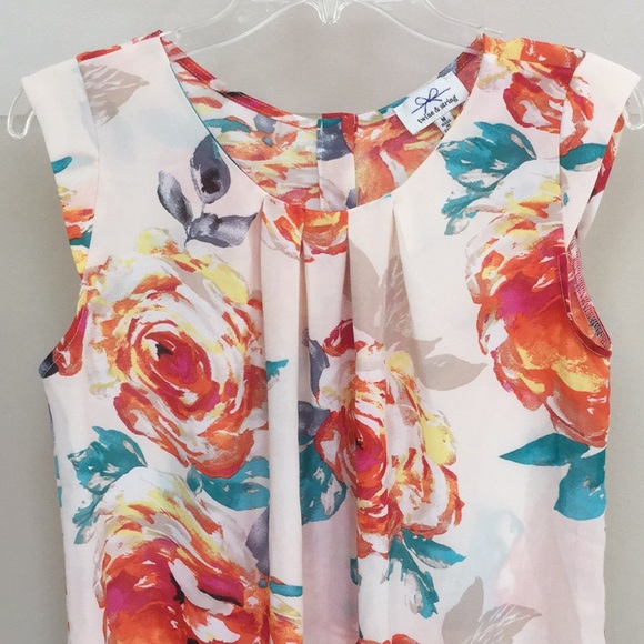 Twine & String Tops - Beautiful floral blouse by Twine & String